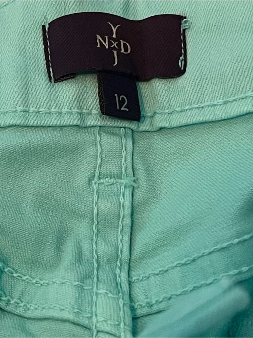 NYDJ Not Your Daughter’s Jeans Aqua Cropped Jeans 12 - Picture 3 of 3